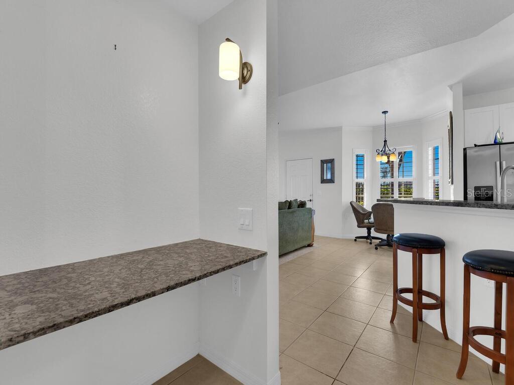 Image 11 of 41 For 1860 Concordia Lake Circle 603