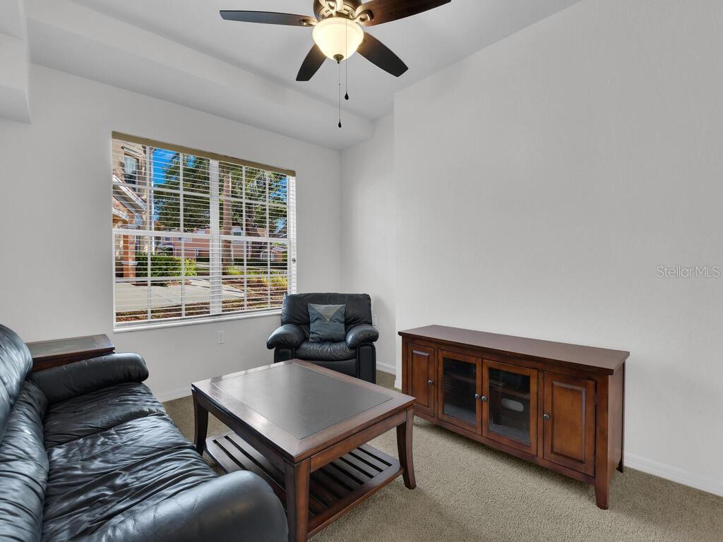 Image 20 of 41 For 1860 Concordia Lake Circle 603