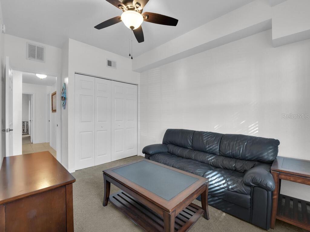 Image 21 of 41 For 1860 Concordia Lake Circle 603