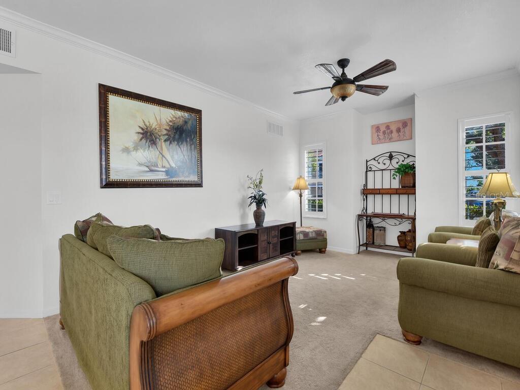 Image 3 of 41 For 1860 Concordia Lake Circle 603