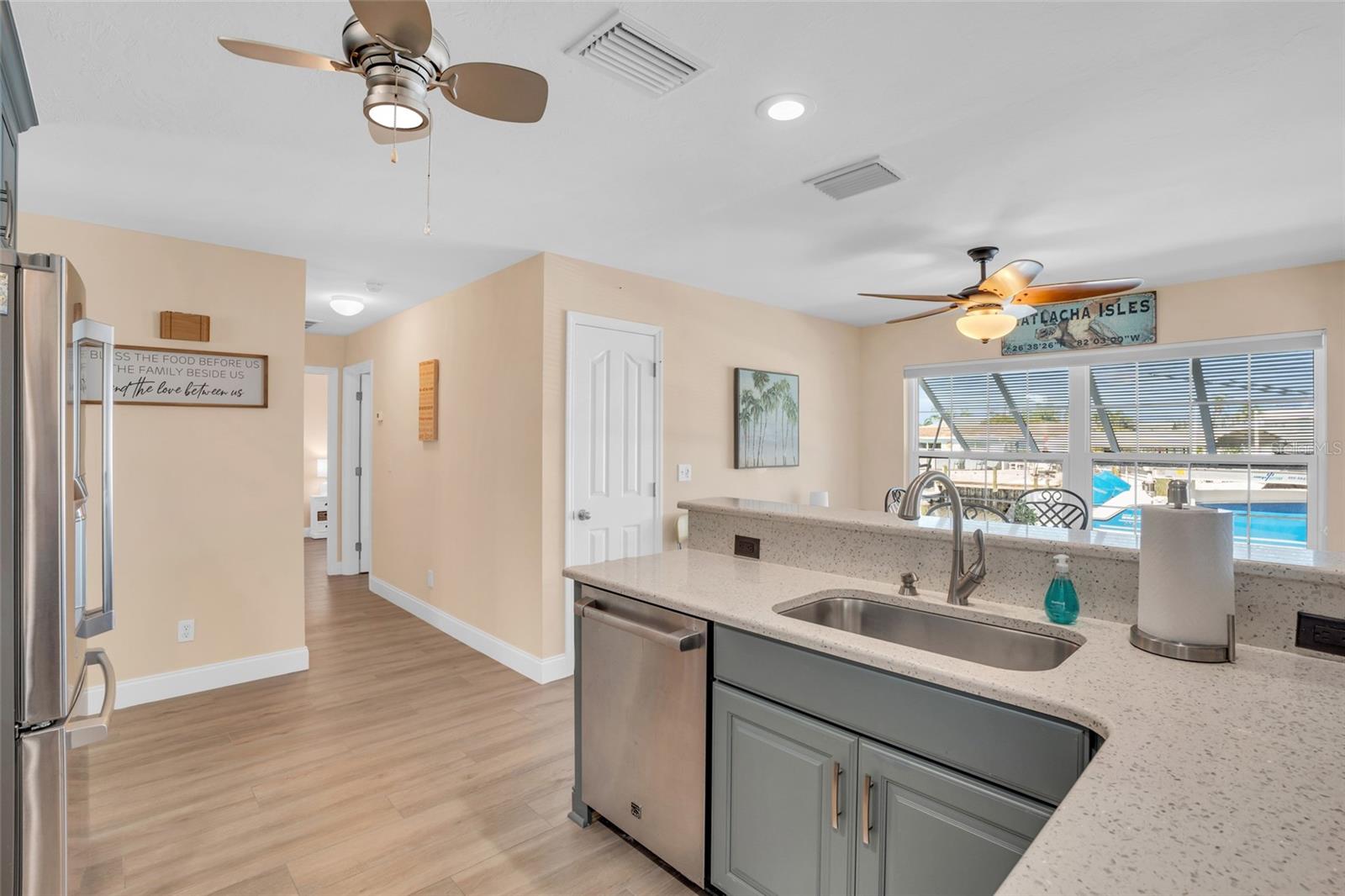 Image 9 of 43 For 12235 Boat Shell Drive