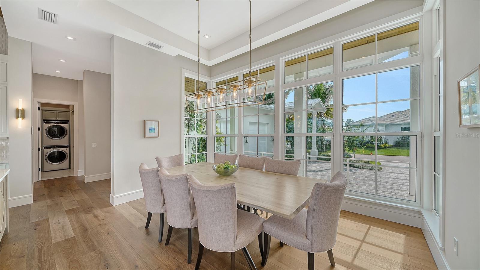 Image 15 of 67 For 681 Old Compass Road