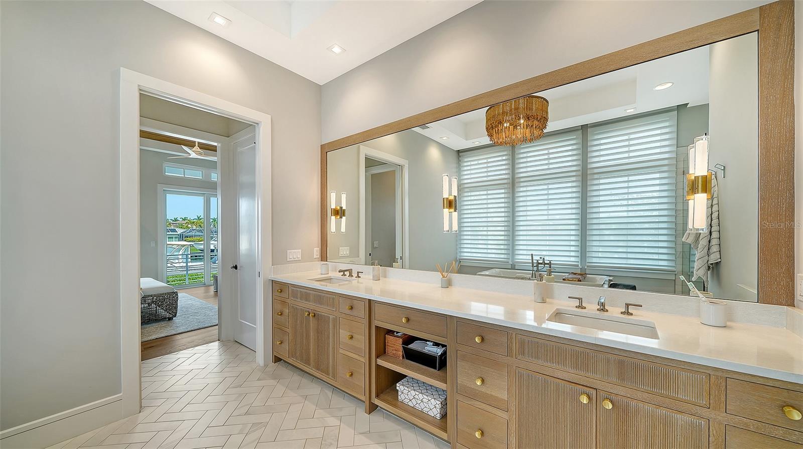 Image 26 of 67 For 681 Old Compass Road