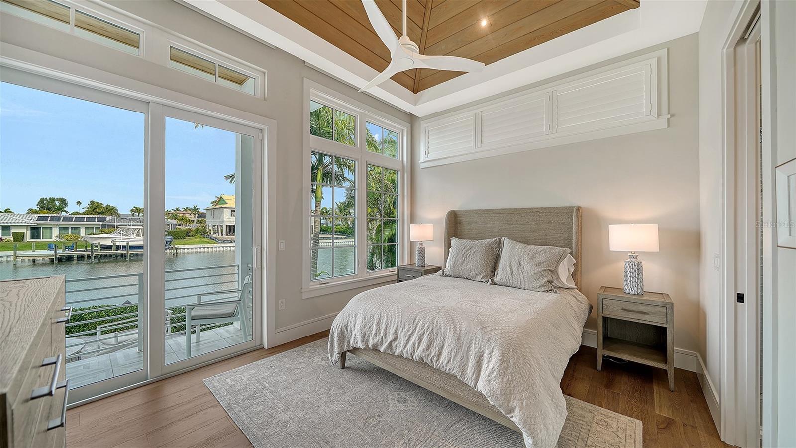 Image 36 of 67 For 681 Old Compass Road