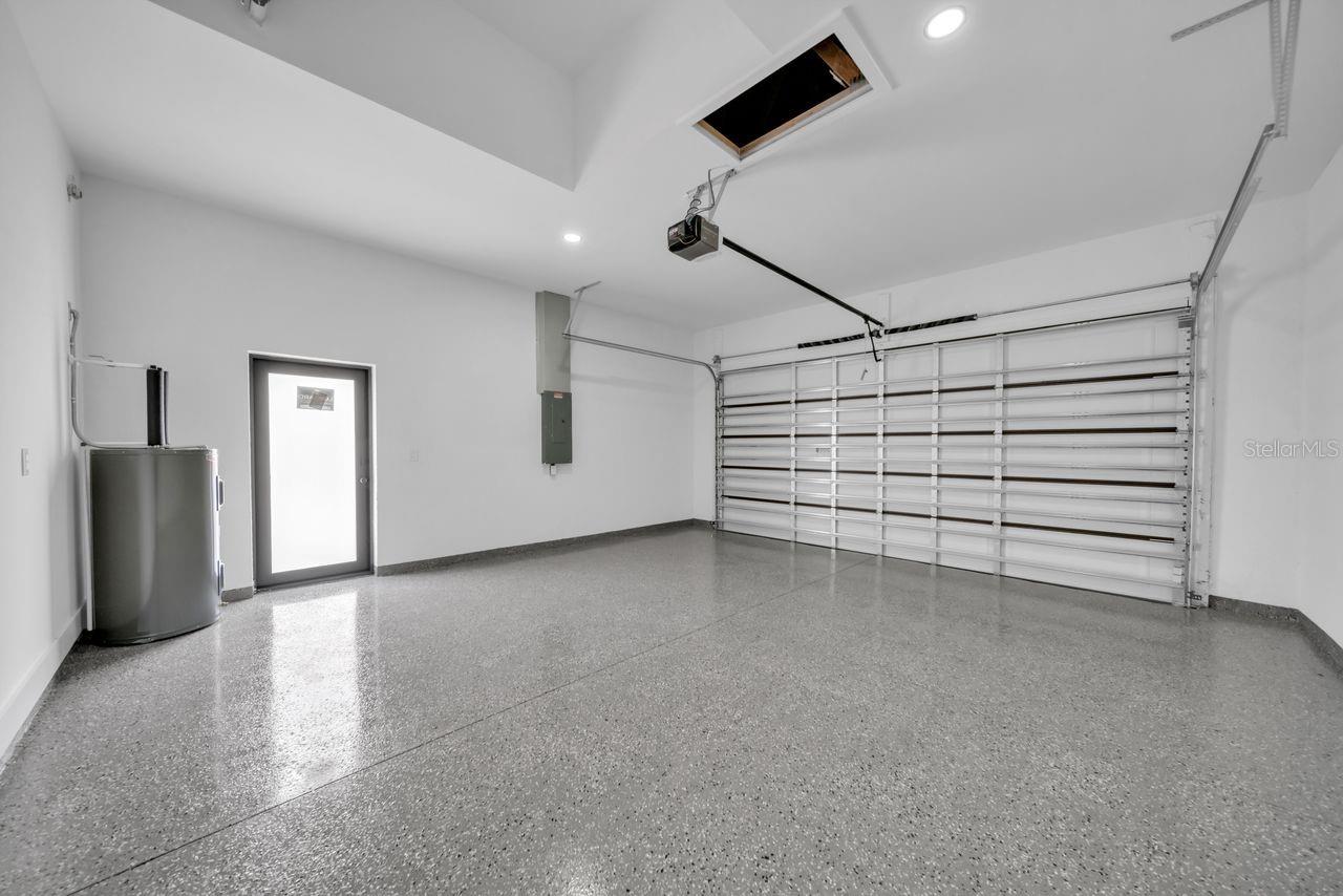 Image 12 of 42 For 3402 15th Street Sw