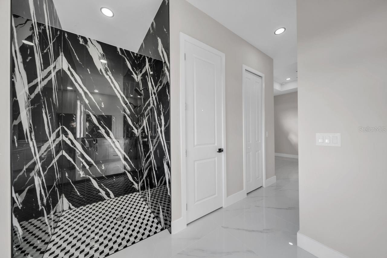 Image 25 of 42 For 3402 15th Street Sw