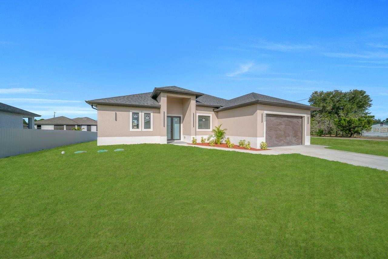 Image 4 of 42 For 3402 15th Street Sw