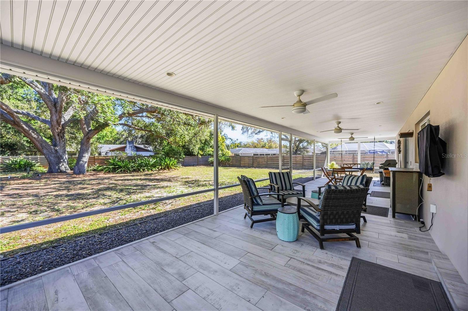 Image 39 of 48 For 2117 Riviera Drive