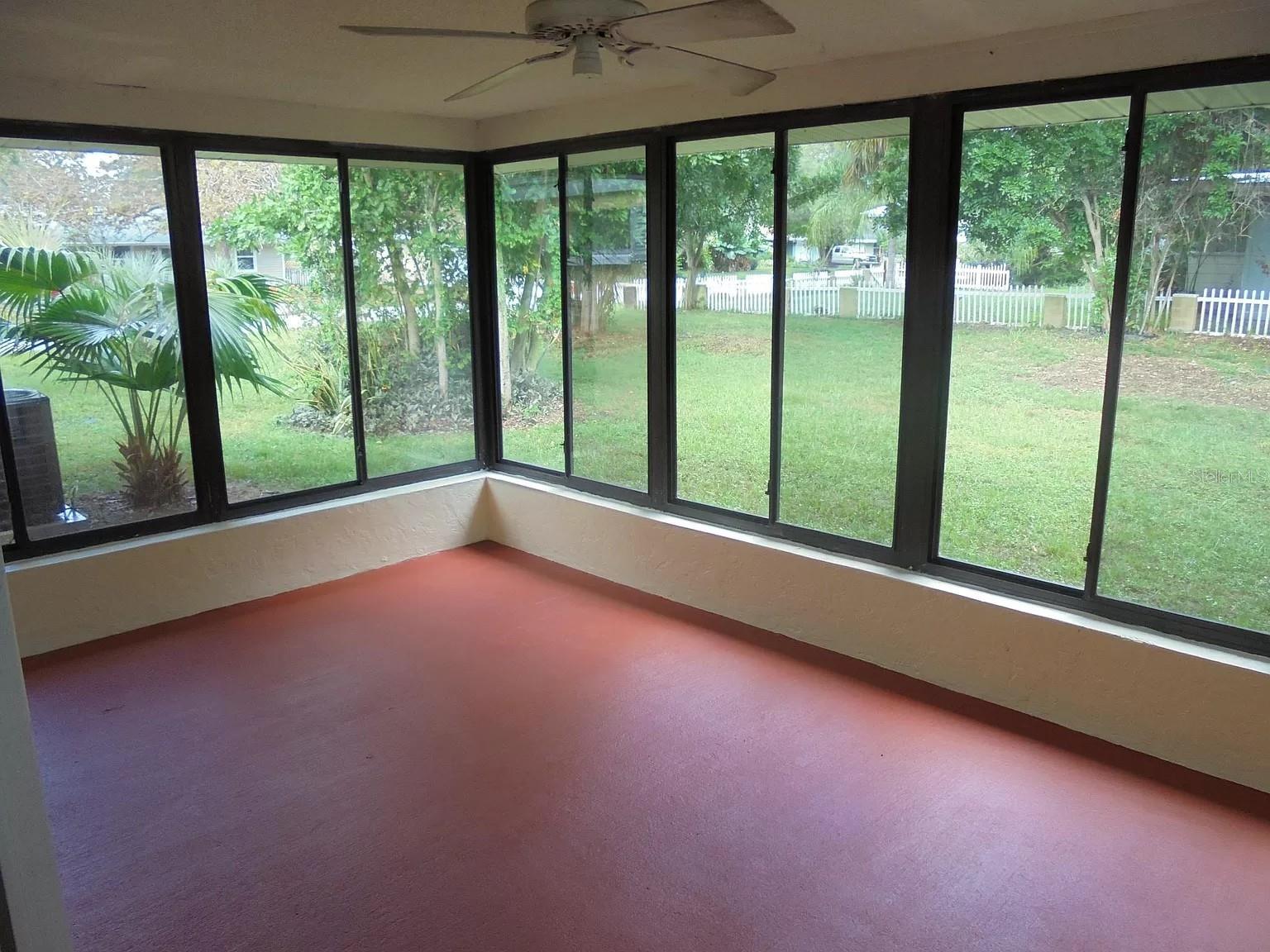 Image 5 of 8 For 5033 Lords Avenue