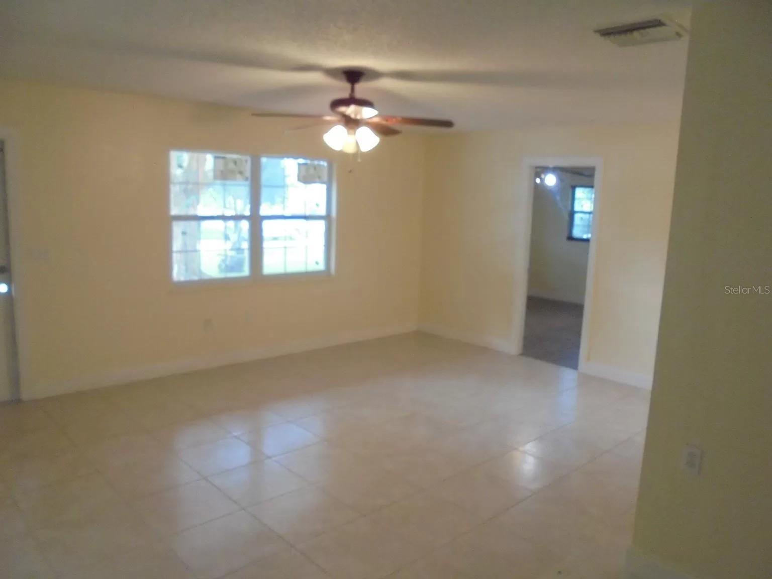 Image 8 of 8 For 5033 Lords Avenue