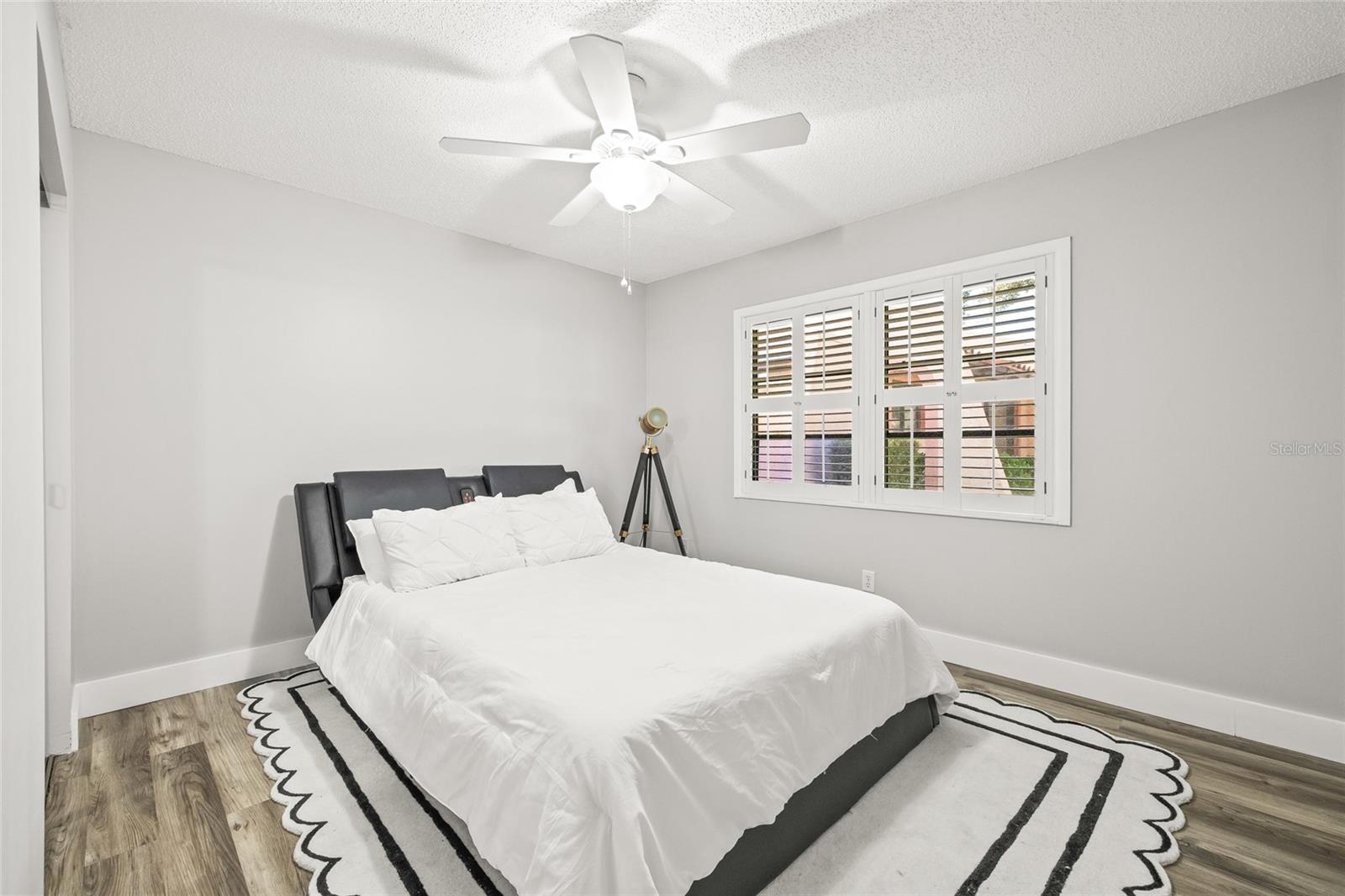 Image 23 of 36 For 9677 86th Avenue