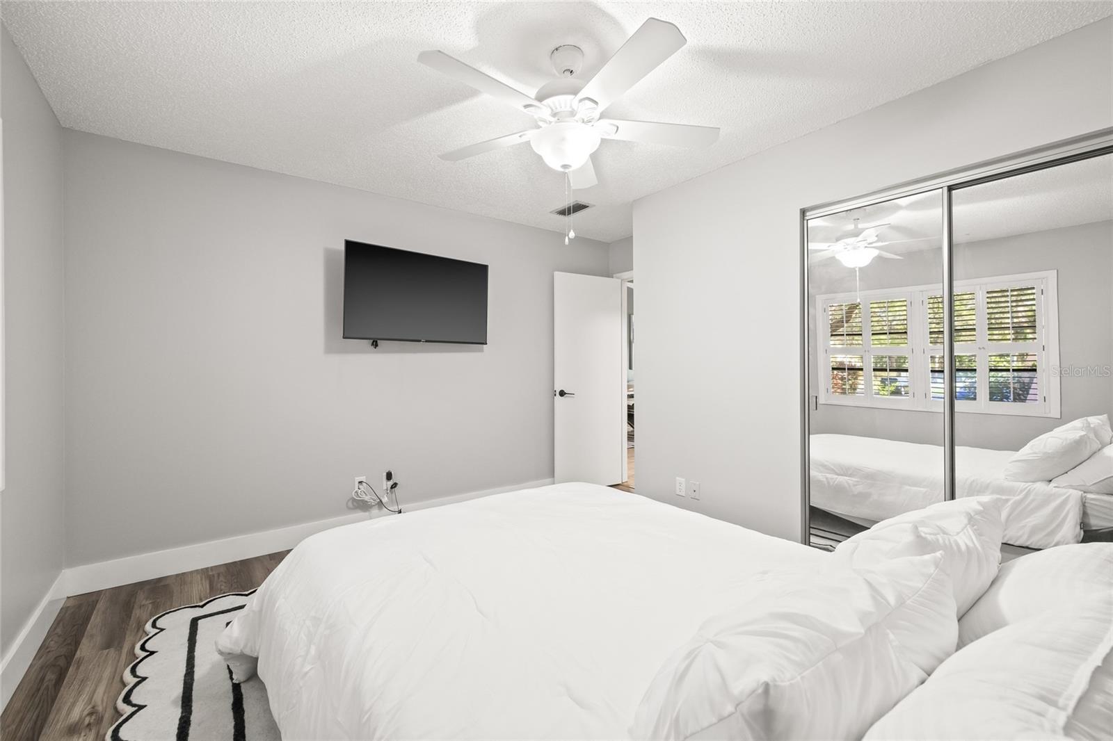 Image 24 of 36 For 9677 86th Avenue