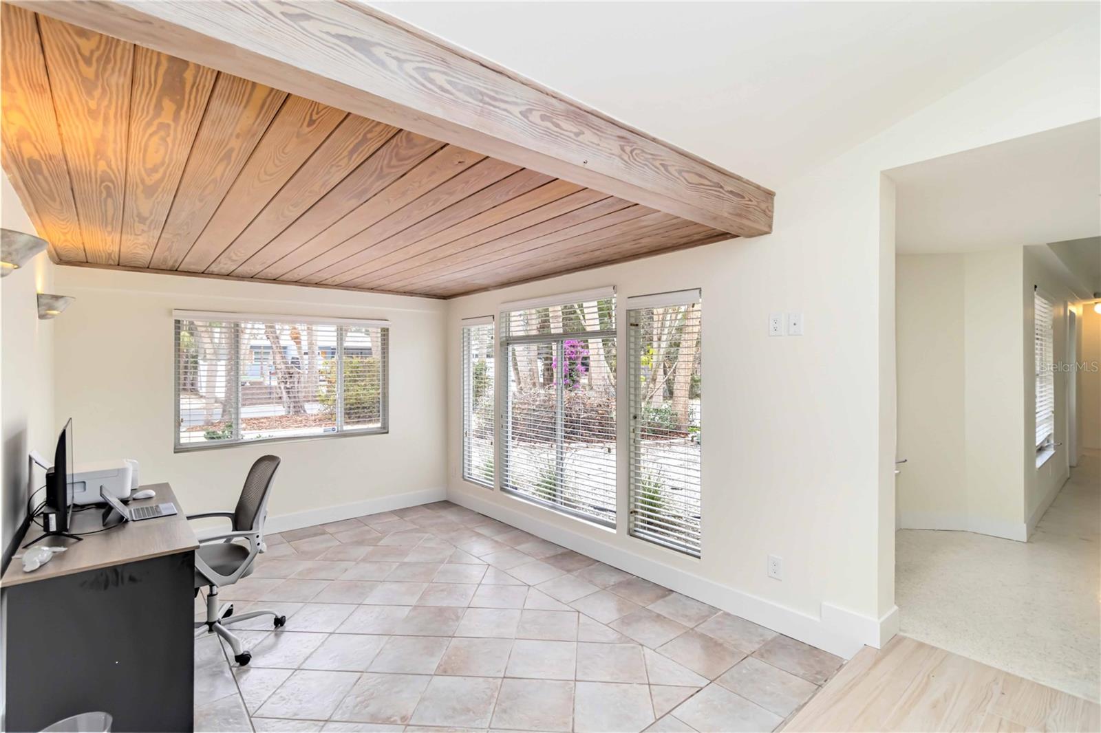 Image 12 of 42 For 5107 Saint Albans Avenue