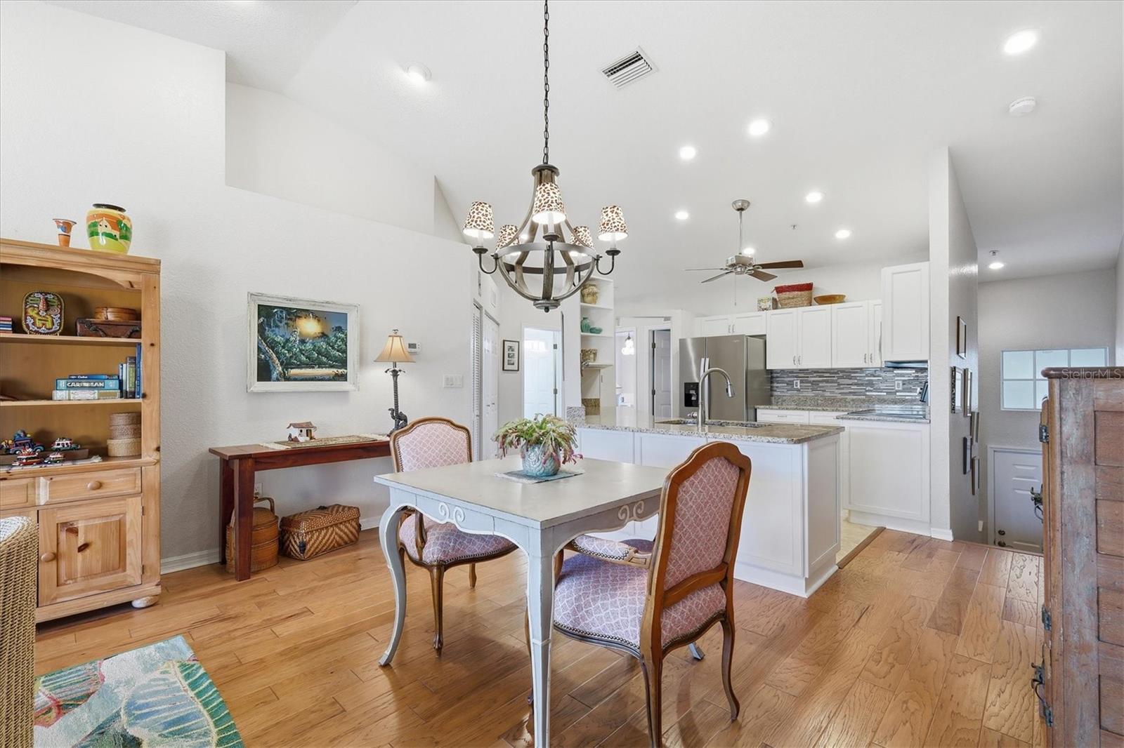 Image 11 of 58 For 7518 Marsh Orchid Circle 9-202