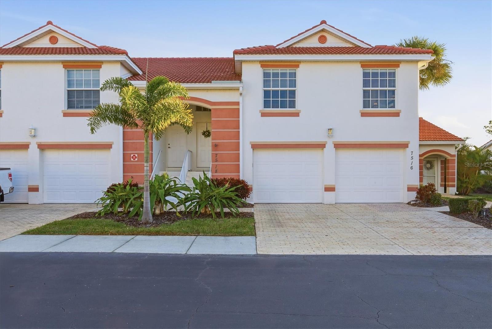 Image 5 of 58 For 7518 Marsh Orchid Circle 9-202