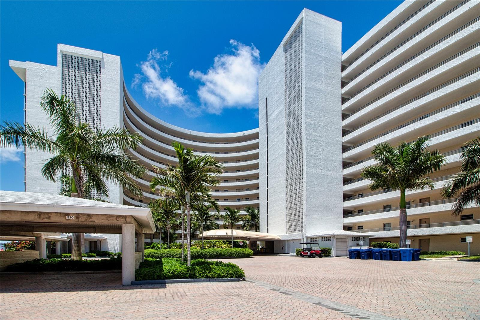 Image 38 of 50 For 6300 Midnight Pass Road 110