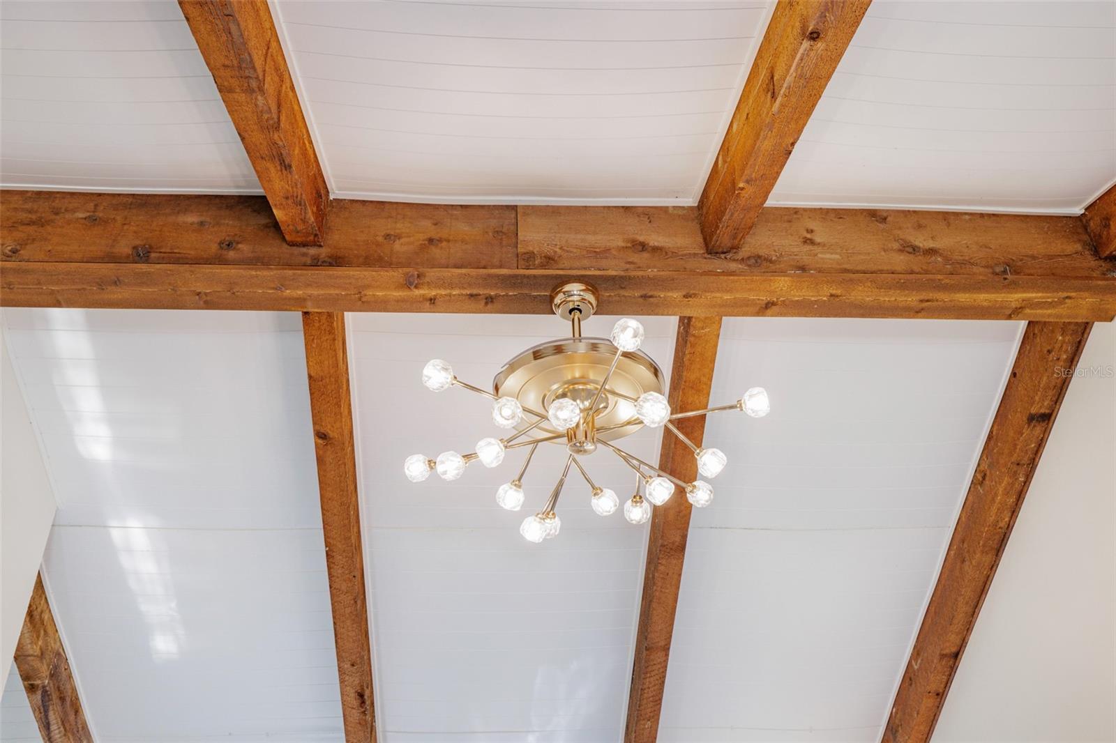 Image 19 of 83 For 19481-483 River Road