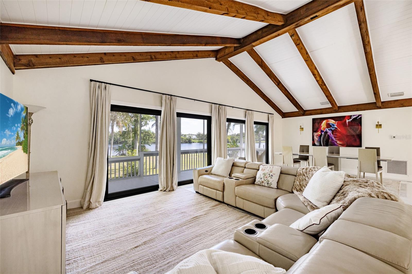 Image 22 of 83 For 19481-483 River Road