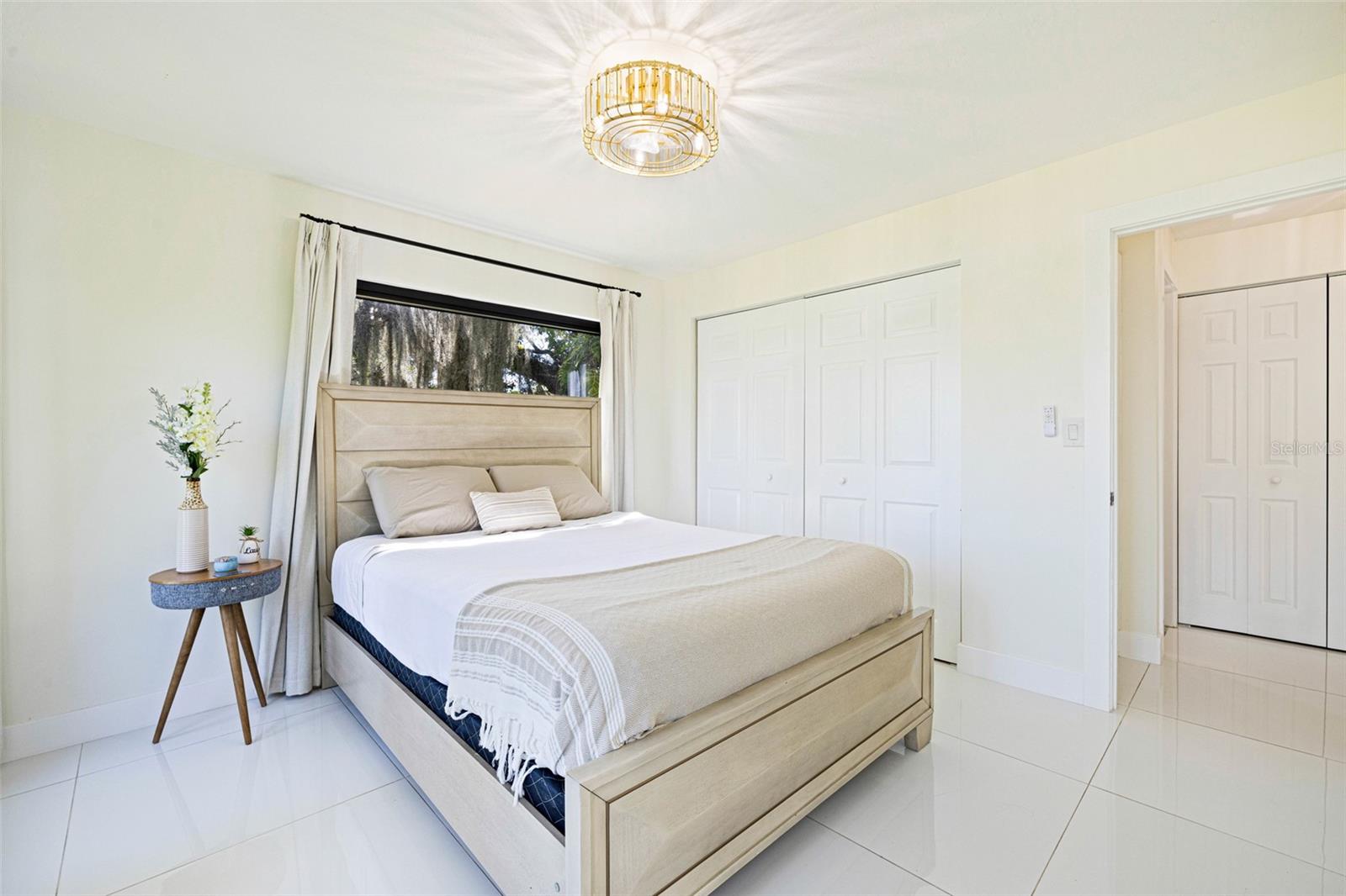 Image 33 of 83 For 19481-483 River Road