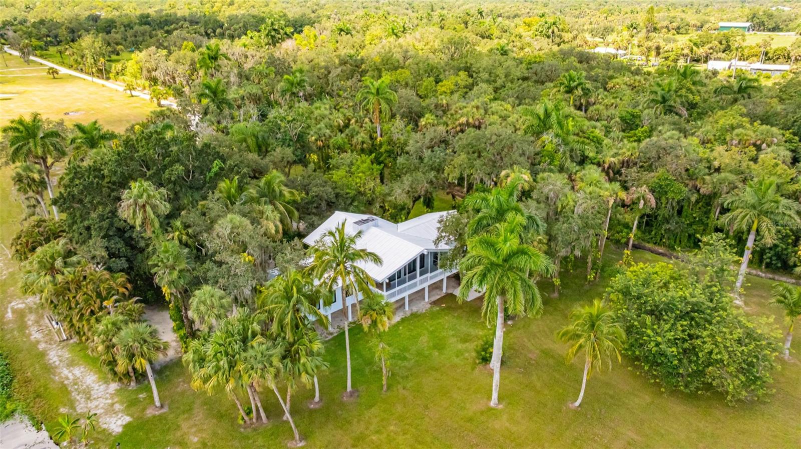 Image 77 of 83 For 19481-483 River Road