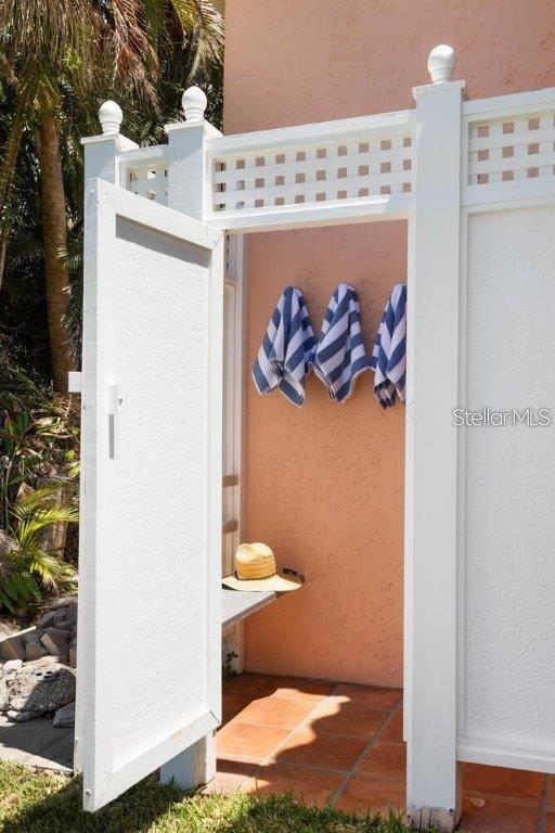 Image 61 of 85 For 4511 Bay Shore Road