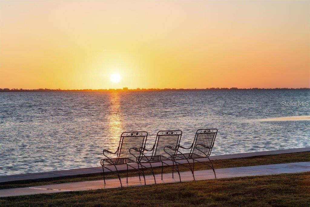 Image 68 of 85 For 4511 Bay Shore Road