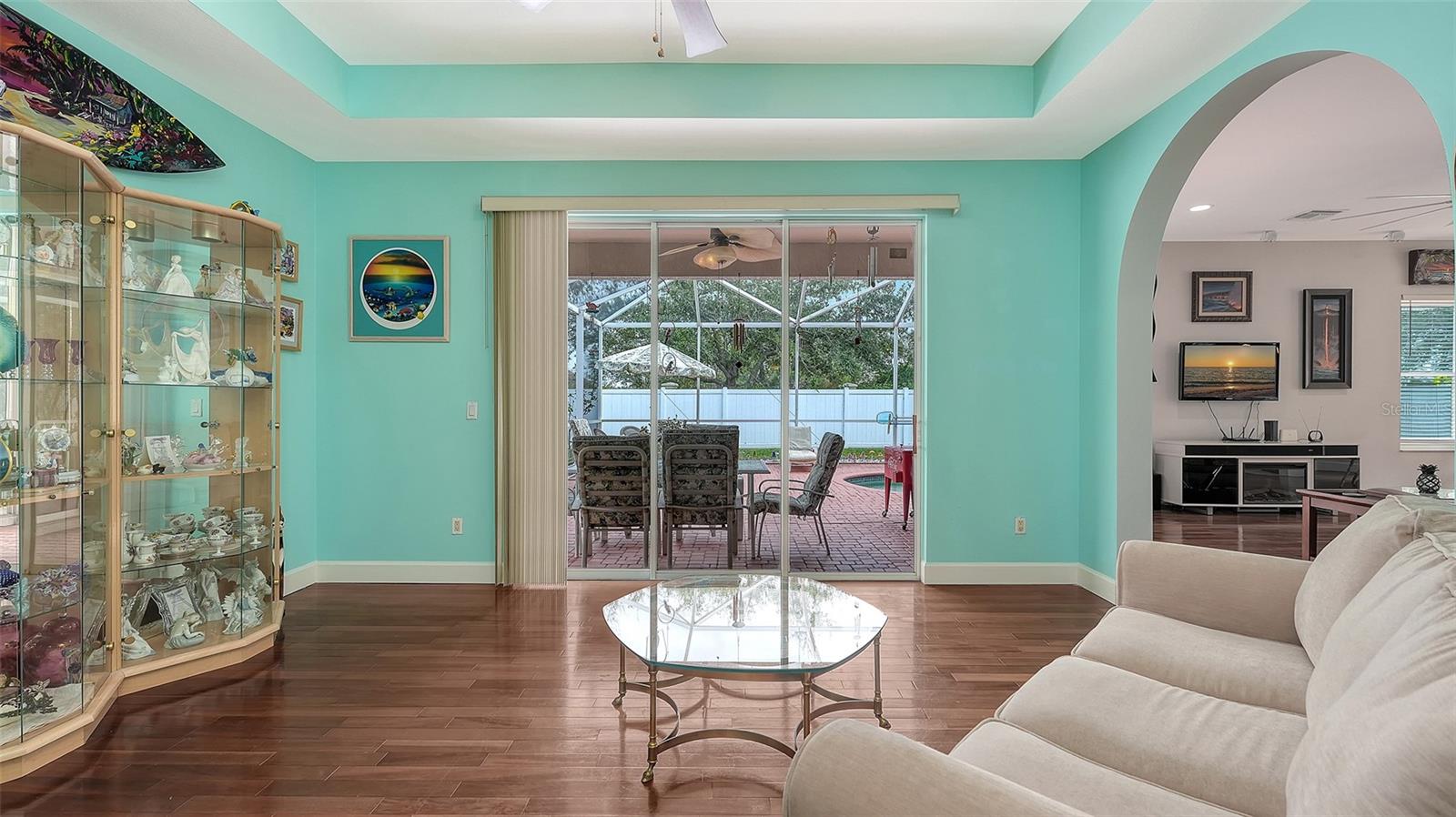 Image 21 of 58 For 6659 38th Lane E