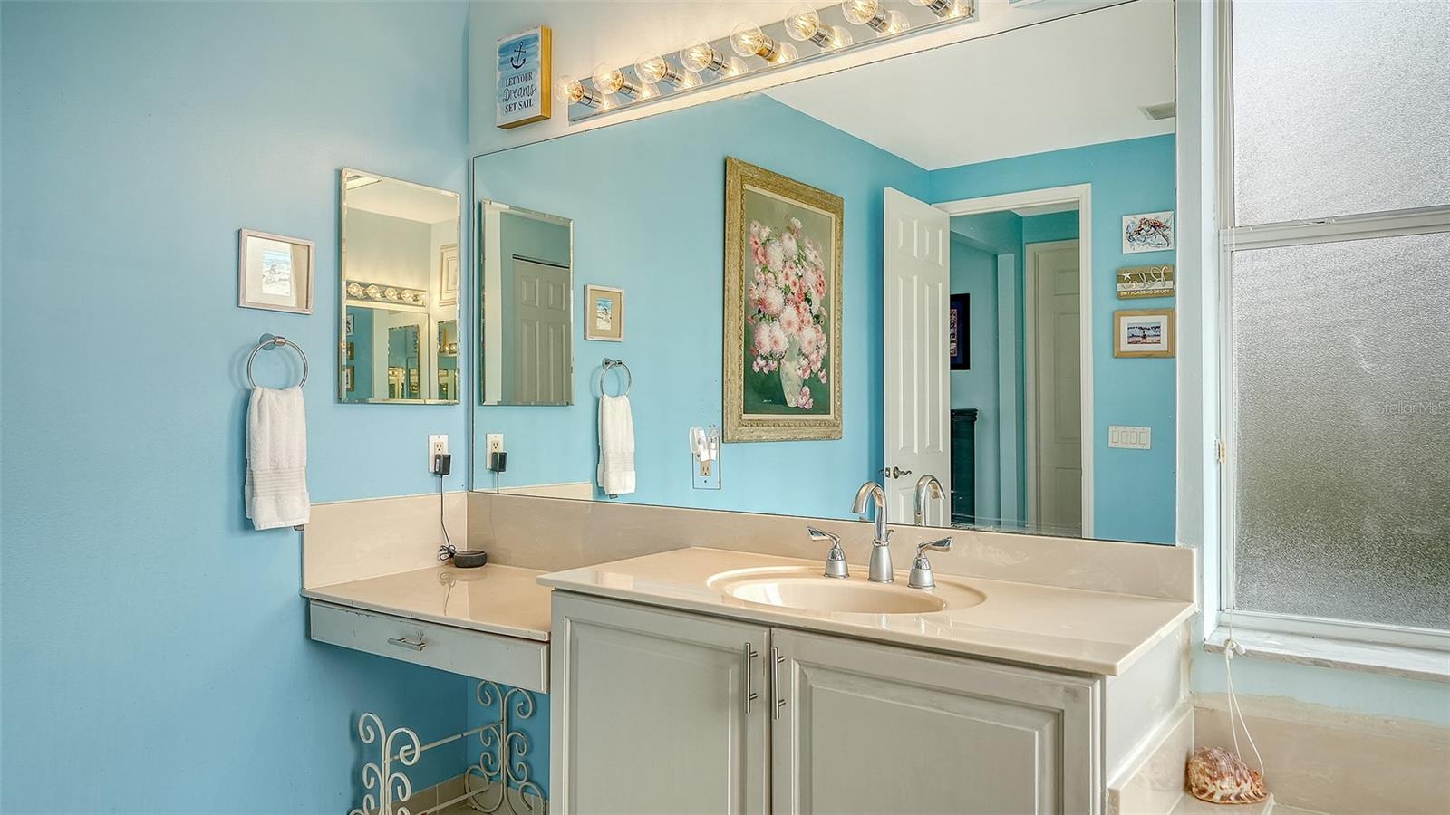 Image 32 of 58 For 6659 38th Lane E