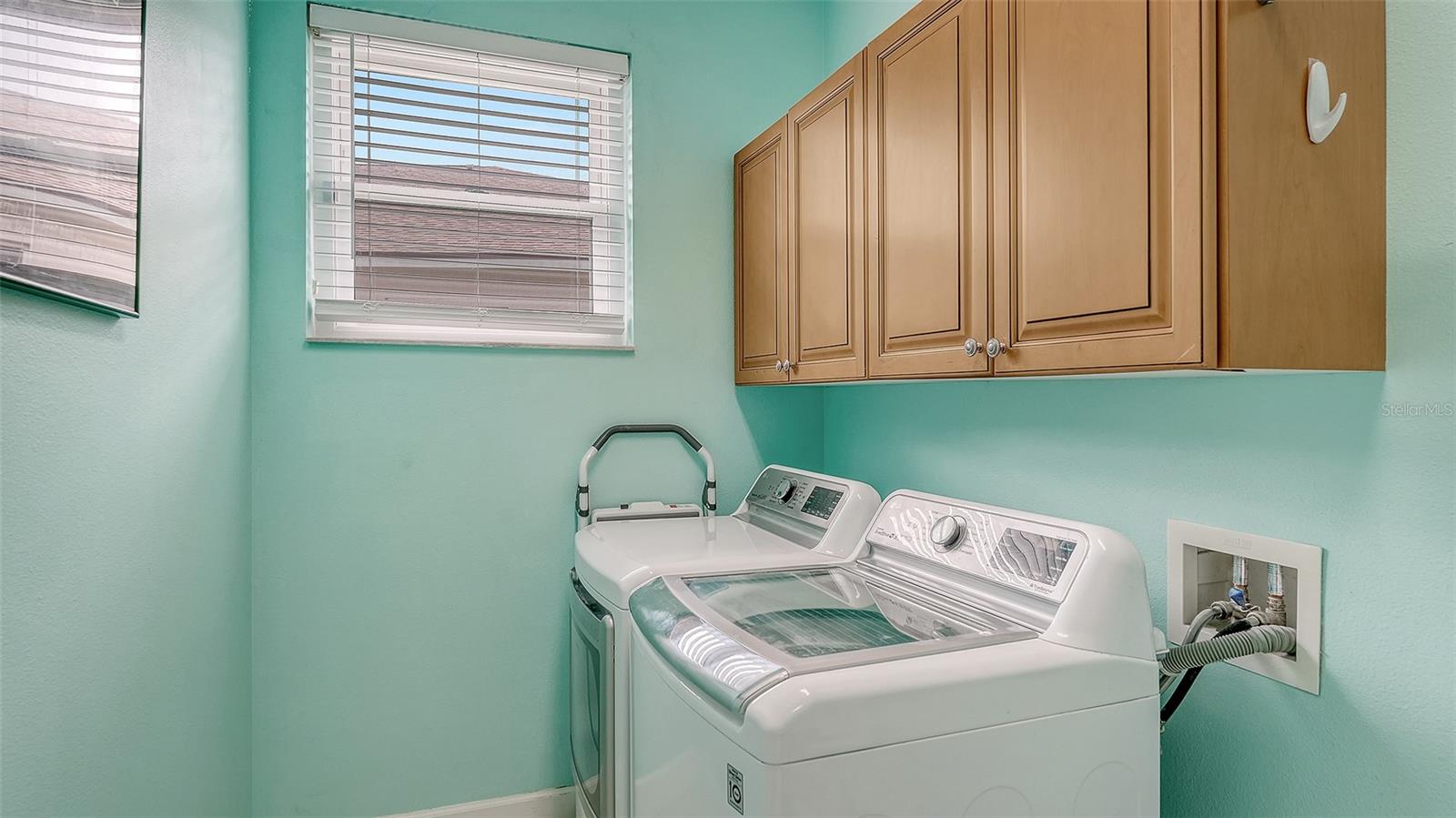 Image 46 of 58 For 6659 38th Lane E