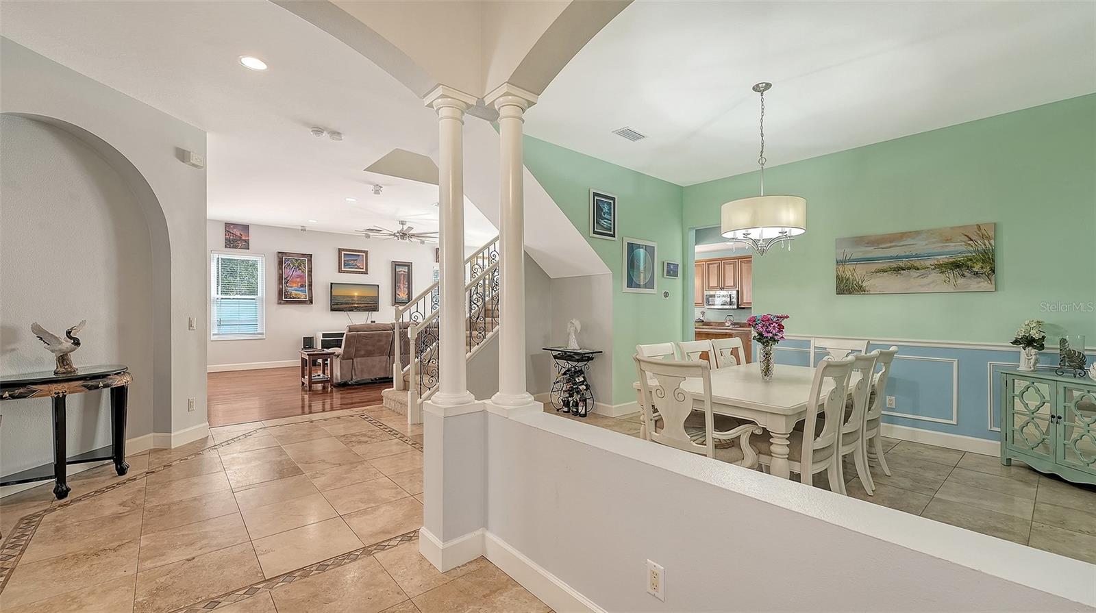 Image 7 of 58 For 6659 38th Lane E