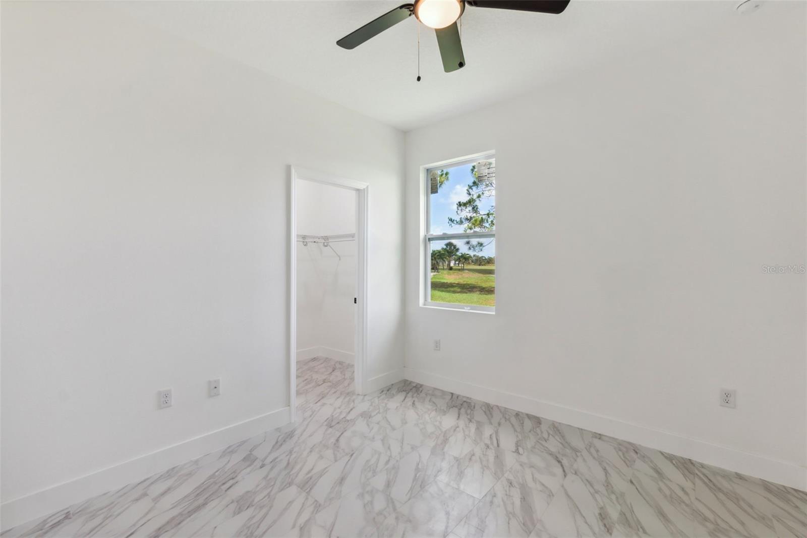 Image 18 of 24 For 8 Cleat Court