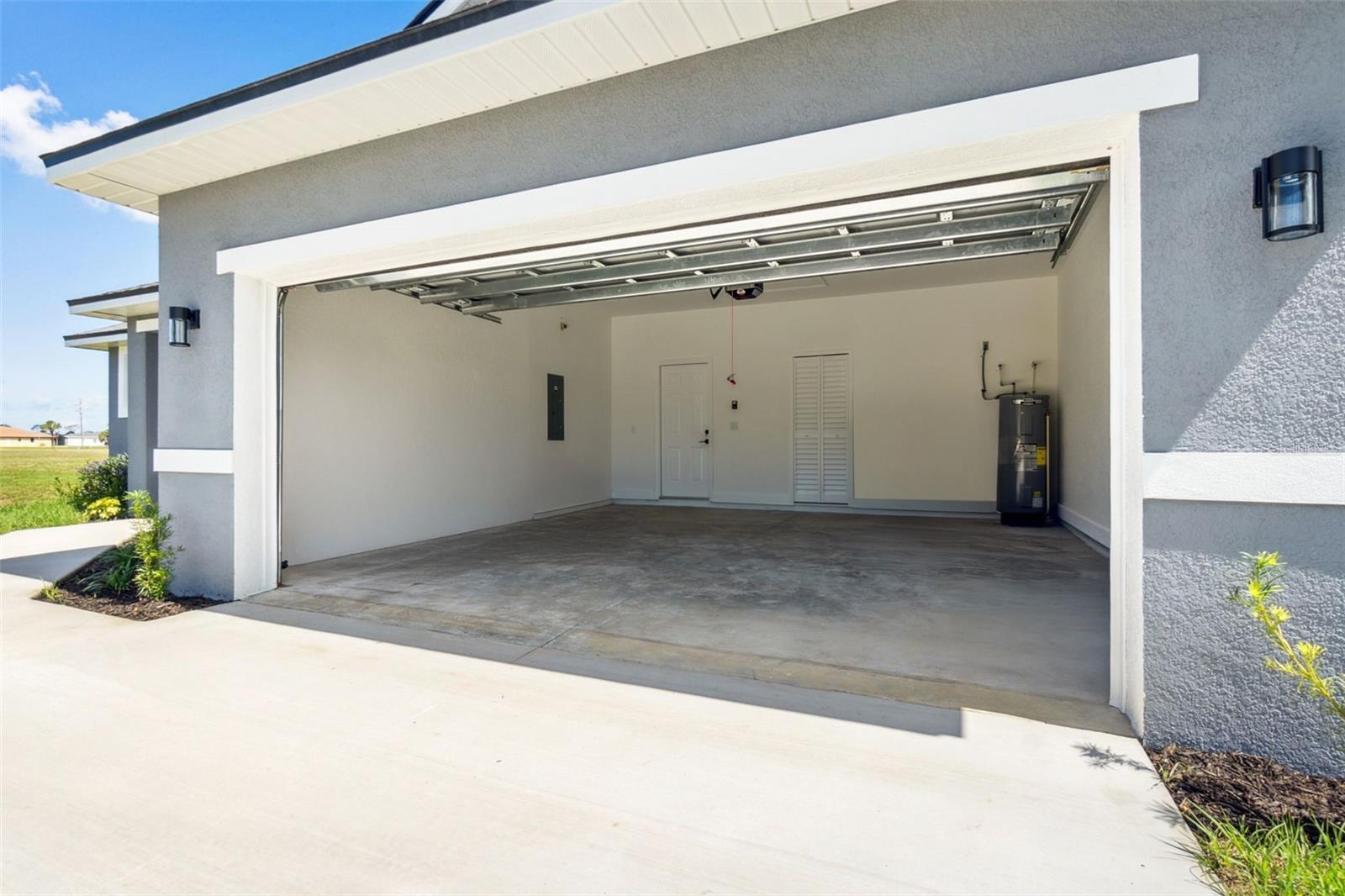 Image 22 of 24 For 8 Cleat Court