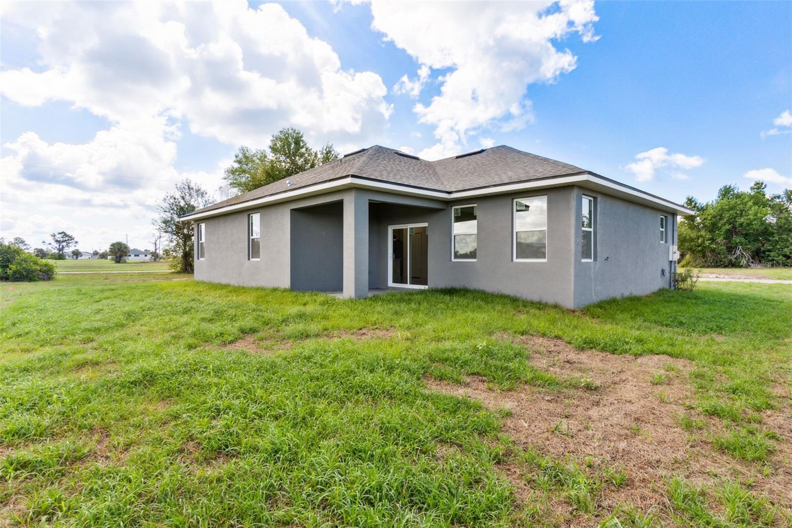 Image 23 of 24 For 8 Cleat Court