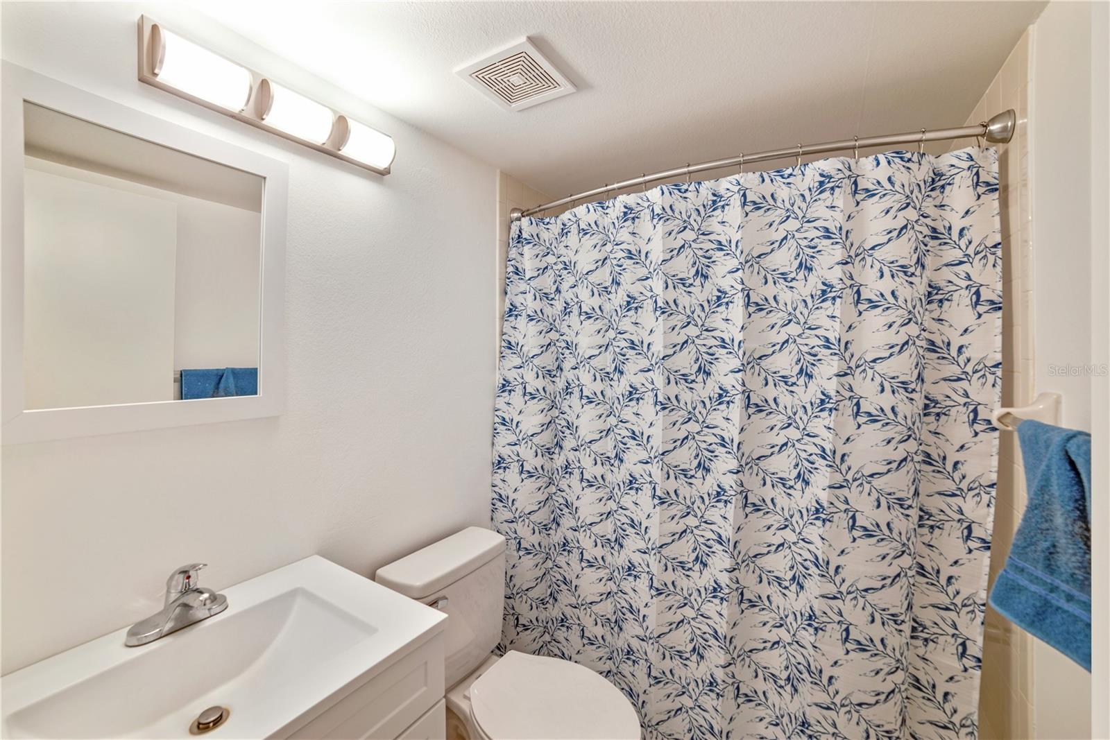 Image 14 of 25 For 6304 Pointe West Boulevard A102