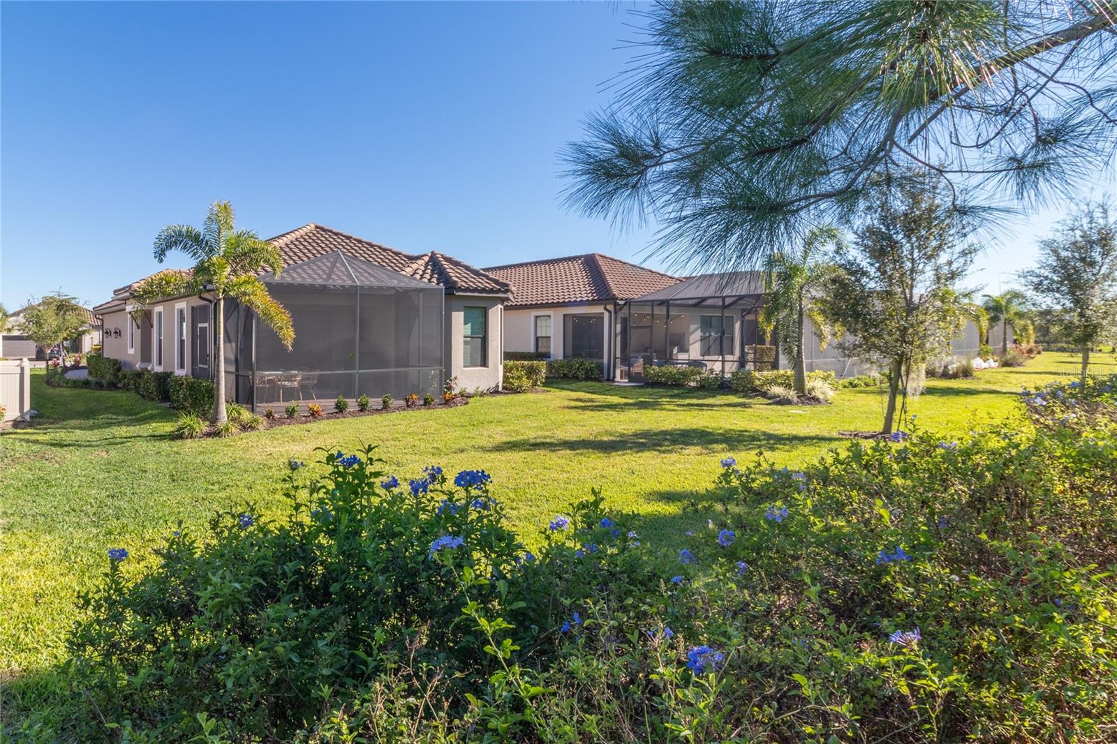 Image 38 of 60 For 14655 Derna Terrace