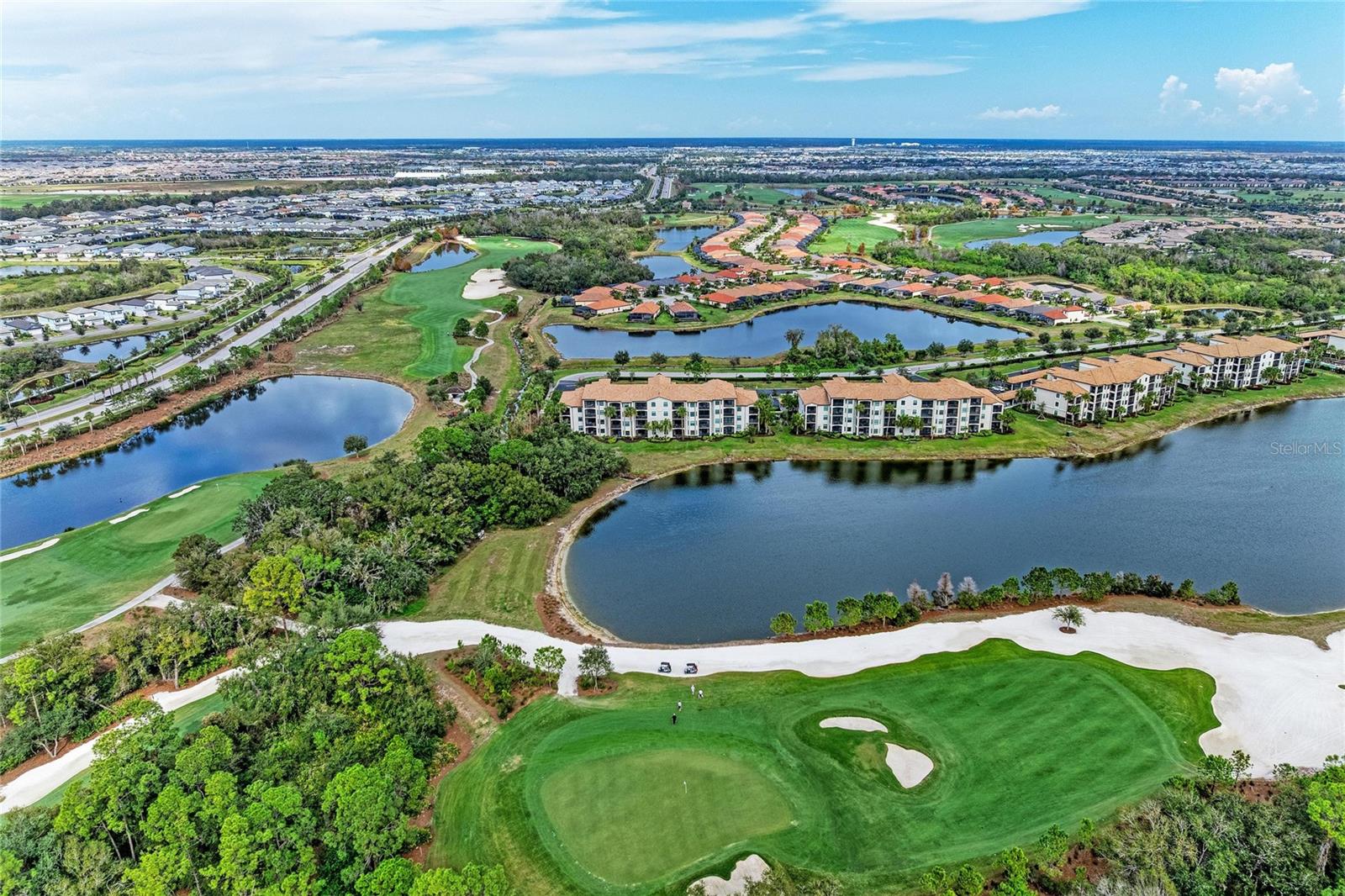 Image 39 of 89 For 16706 Vardon Terrace 308