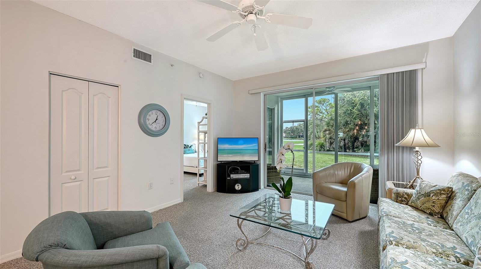 Image 5 of 27 For 8750 Olde Hickory Avenue 9109