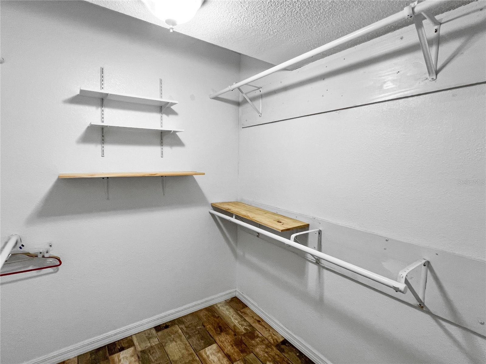 Image 27 of 50 For 515 30th Avenue W H111