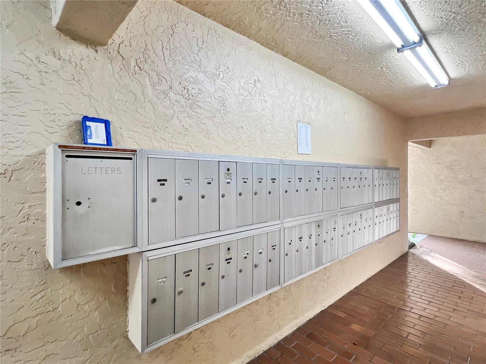 Image 46 of 50 For 515 30th Avenue W H111