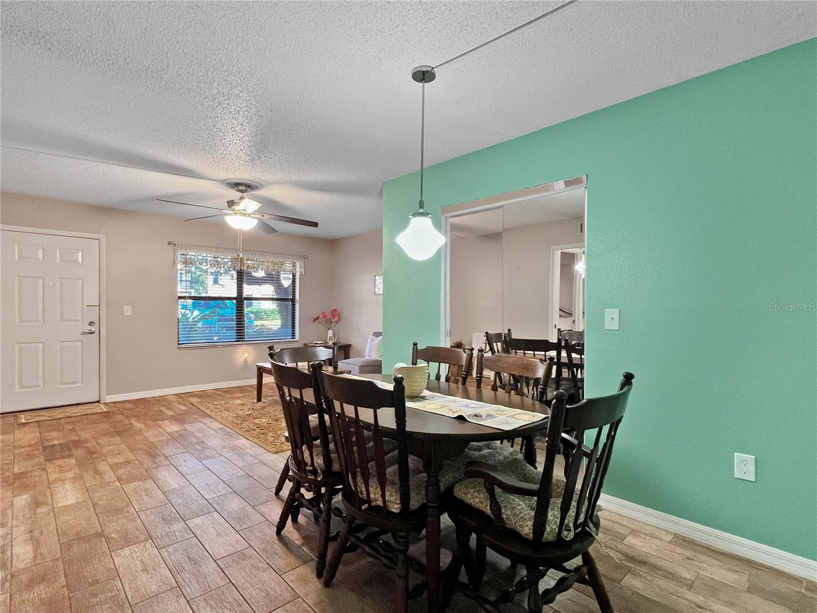 Image 7 of 50 For 515 30th Avenue W H111