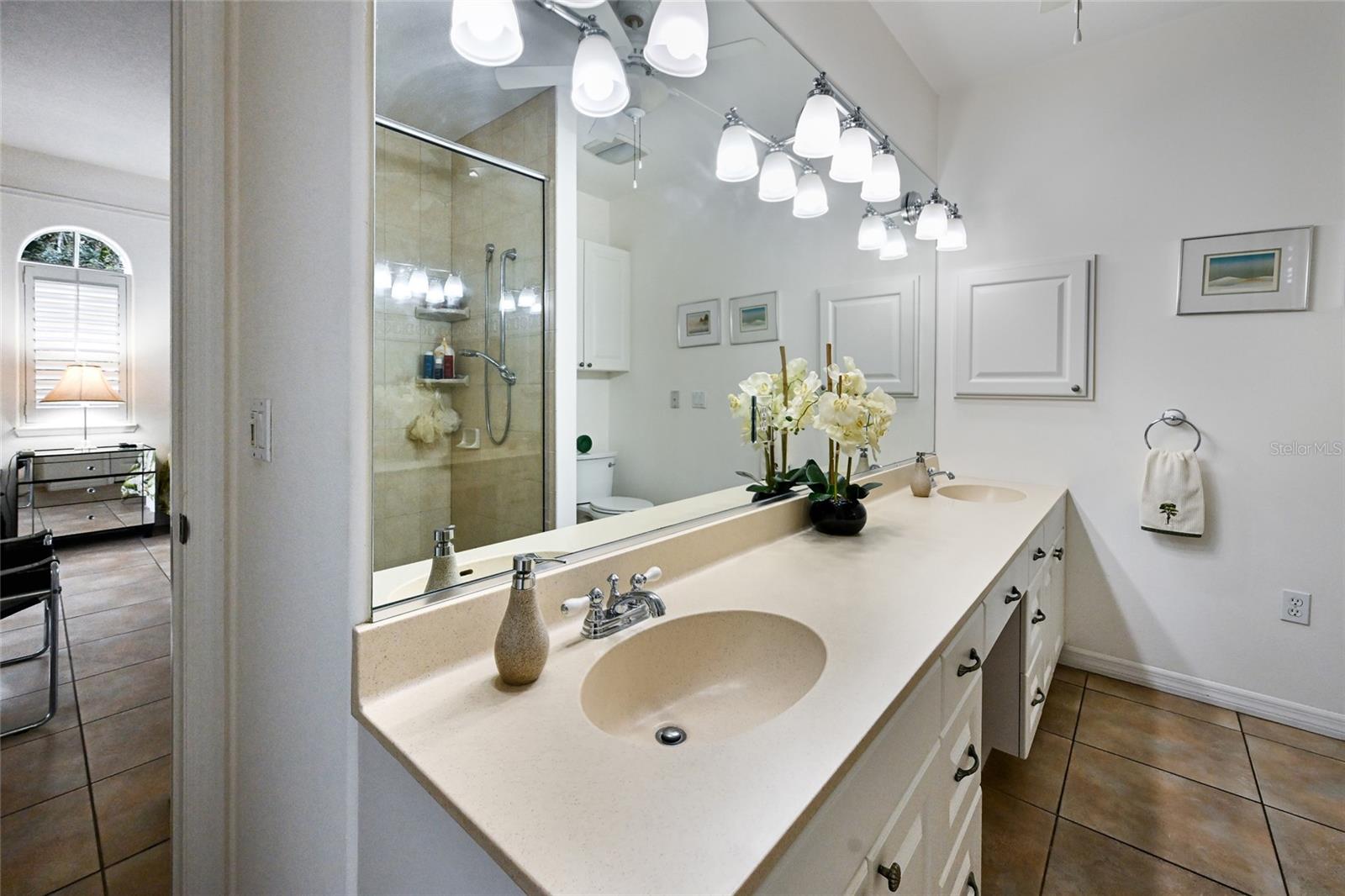 Image 23 of 46 For 4528 Blue Marlin Drive