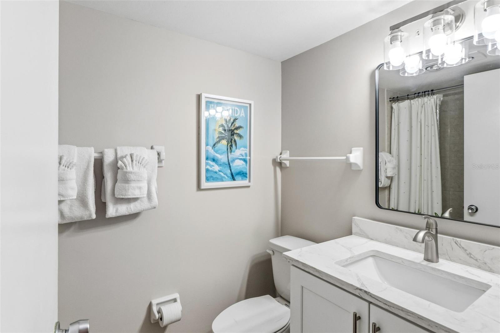 Image 34 of 48 For 5916 Midnight Pass Road W102