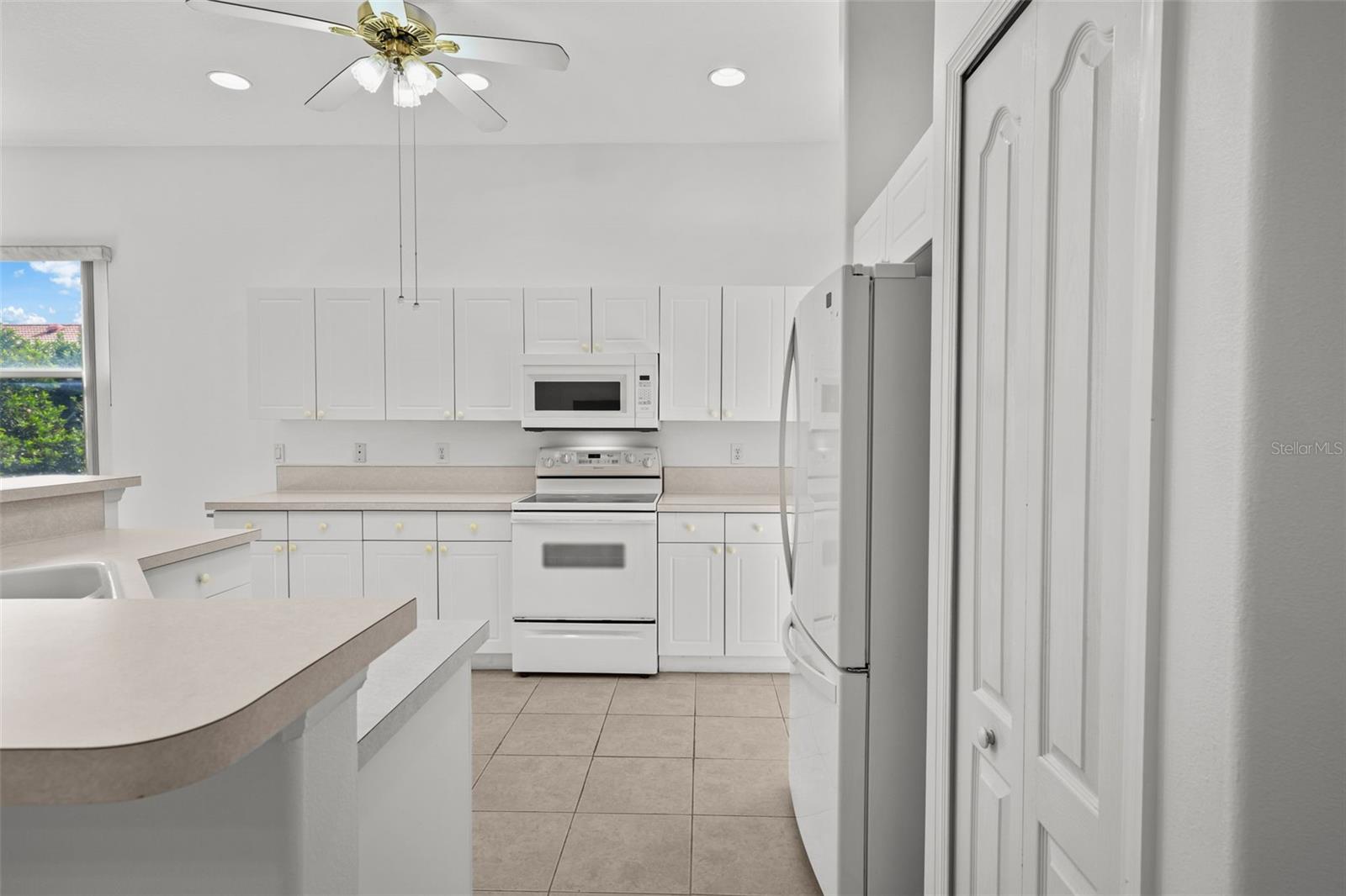 Image 13 of 59 For 6011 Chaparral Avenue