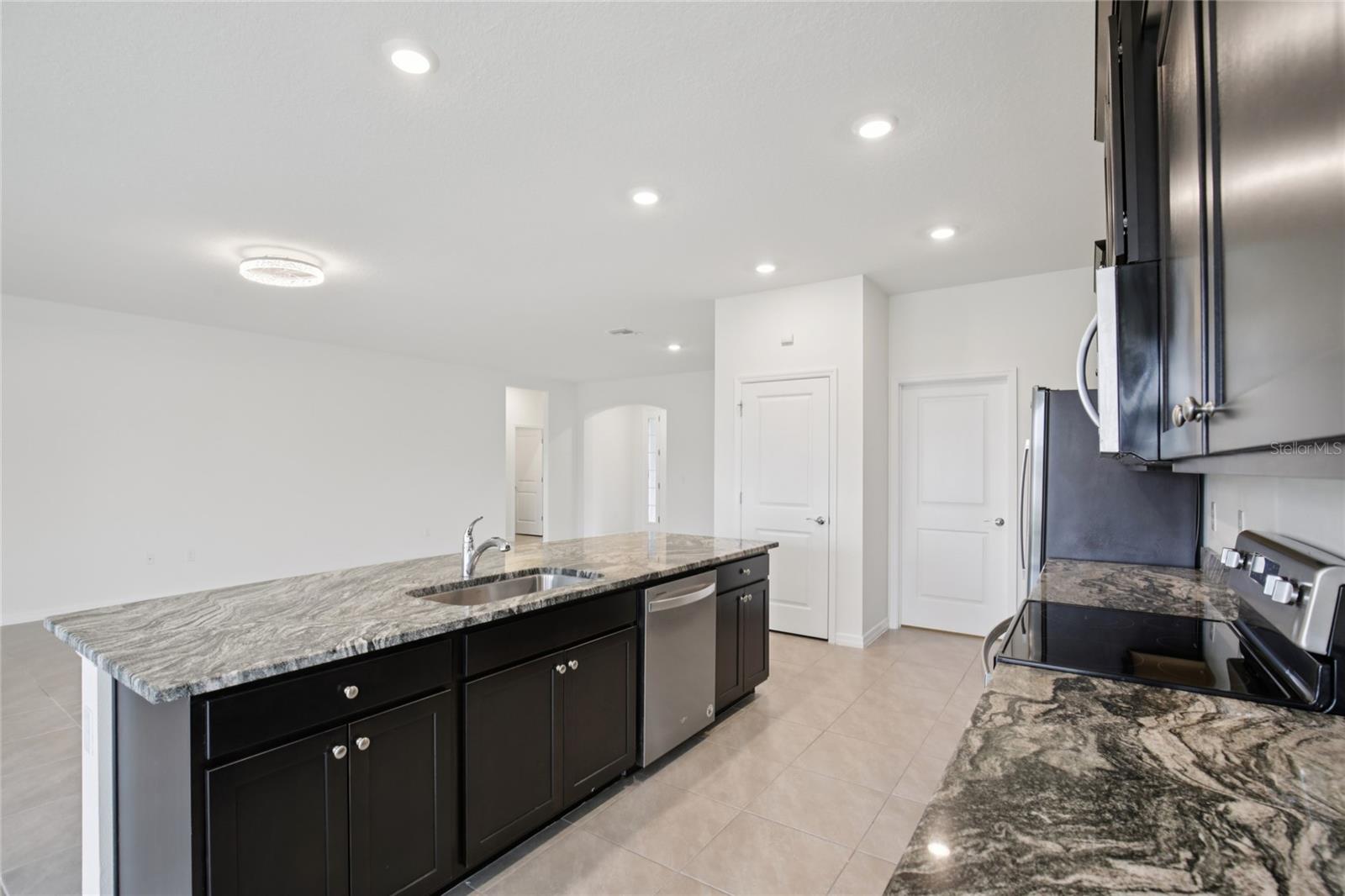 Image 12 of 38 For 3742 Mossy Limb Court