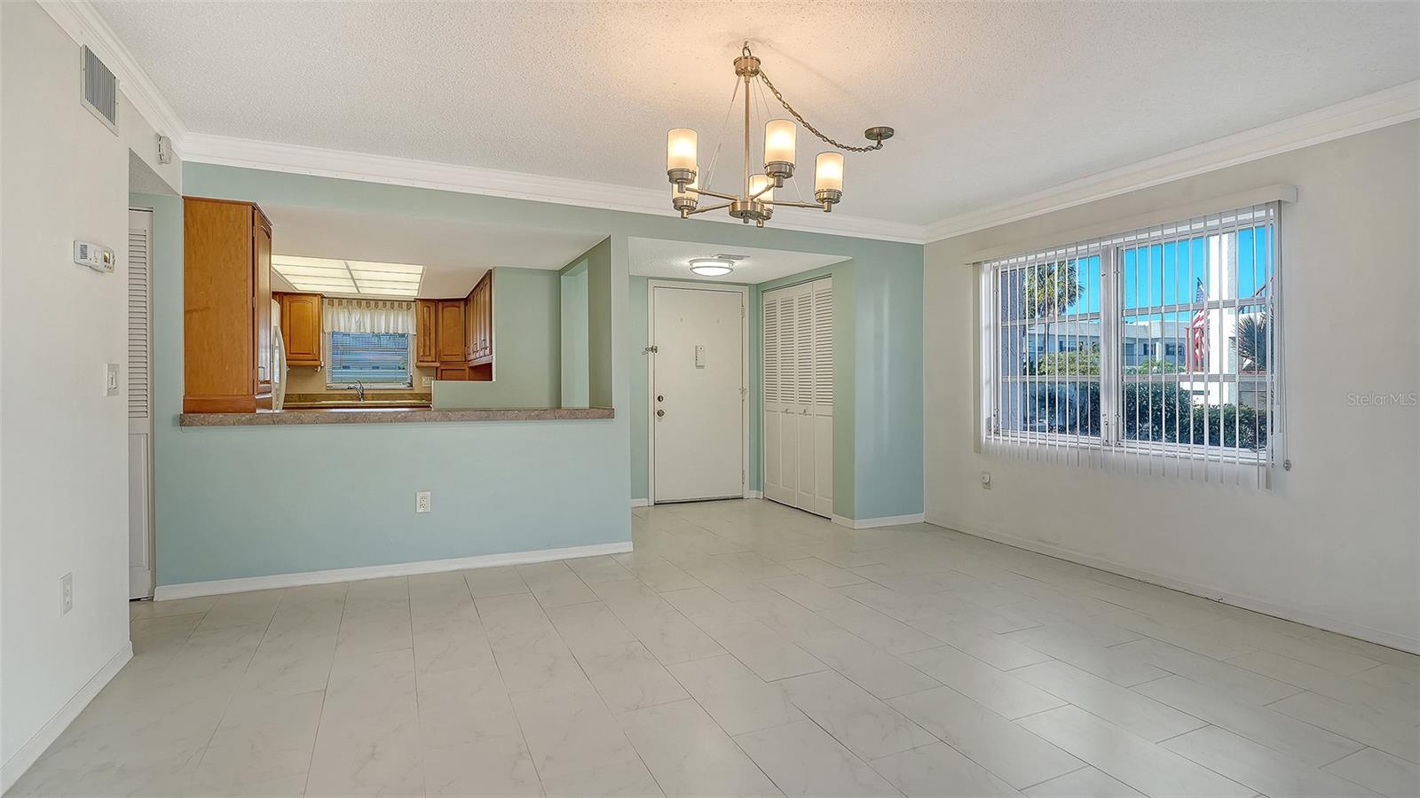 Image 15 of 72 For 4868 Independence Drive