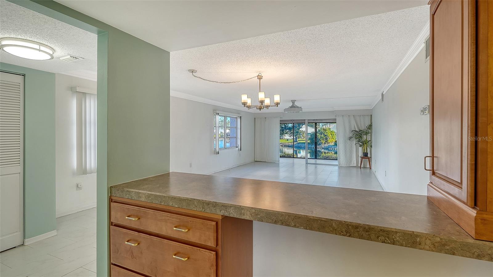 Image 25 of 72 For 4868 Independence Drive