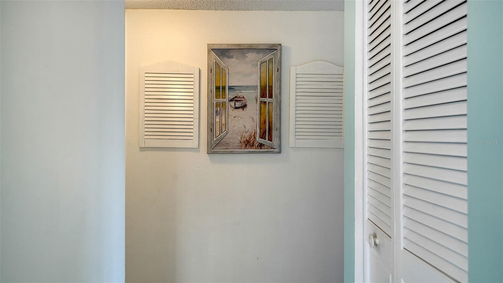 Image 26 of 72 For 4868 Independence Drive