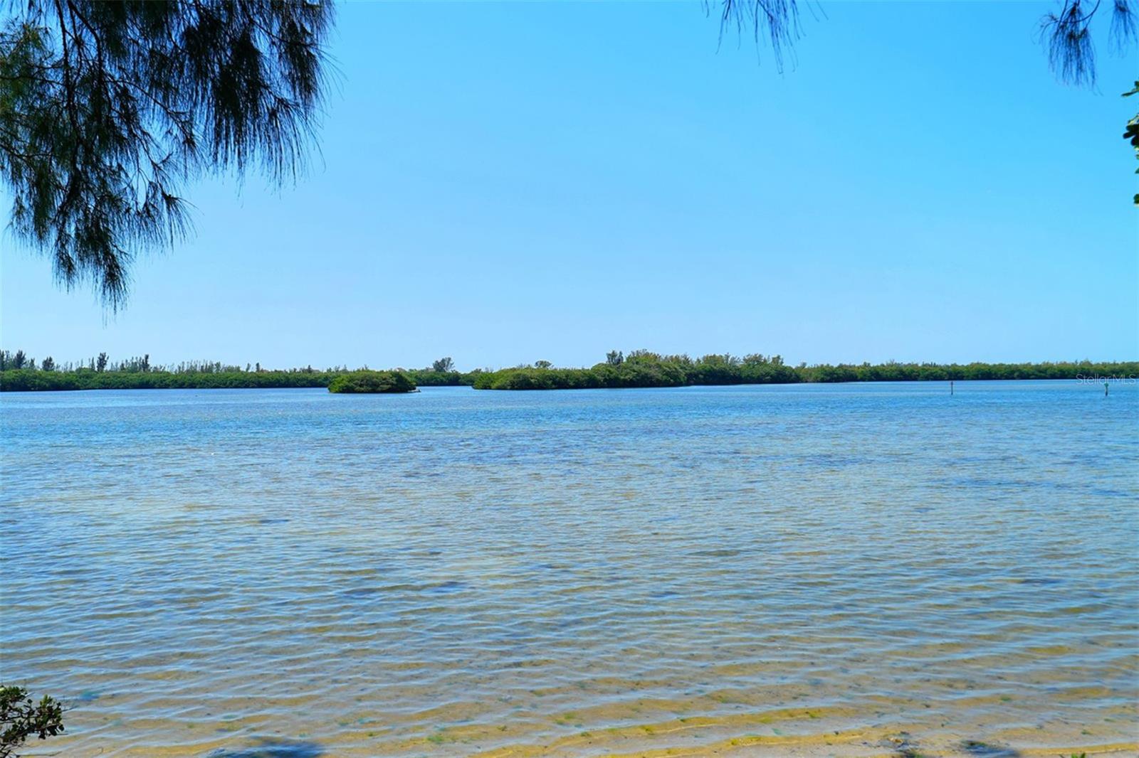 Image 62 of 72 For 4868 Independence Drive