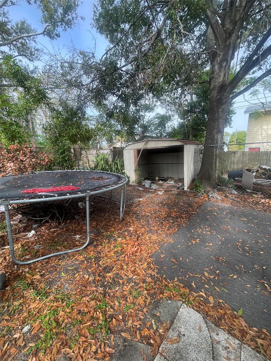 Image 6 of 7 For 629 40th Avenue S