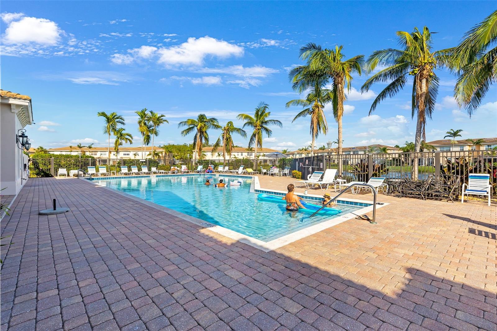 Image 43 of 44 For 3956 Cherrybrook Loop